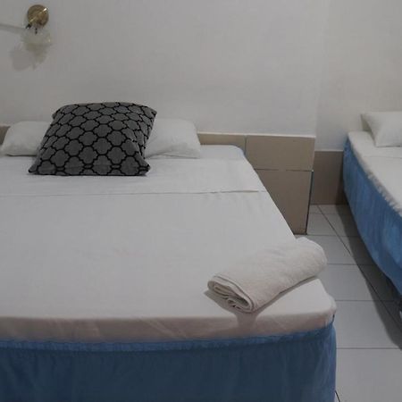 Hostal Marysol 푸에르토아요라 외부 사진
