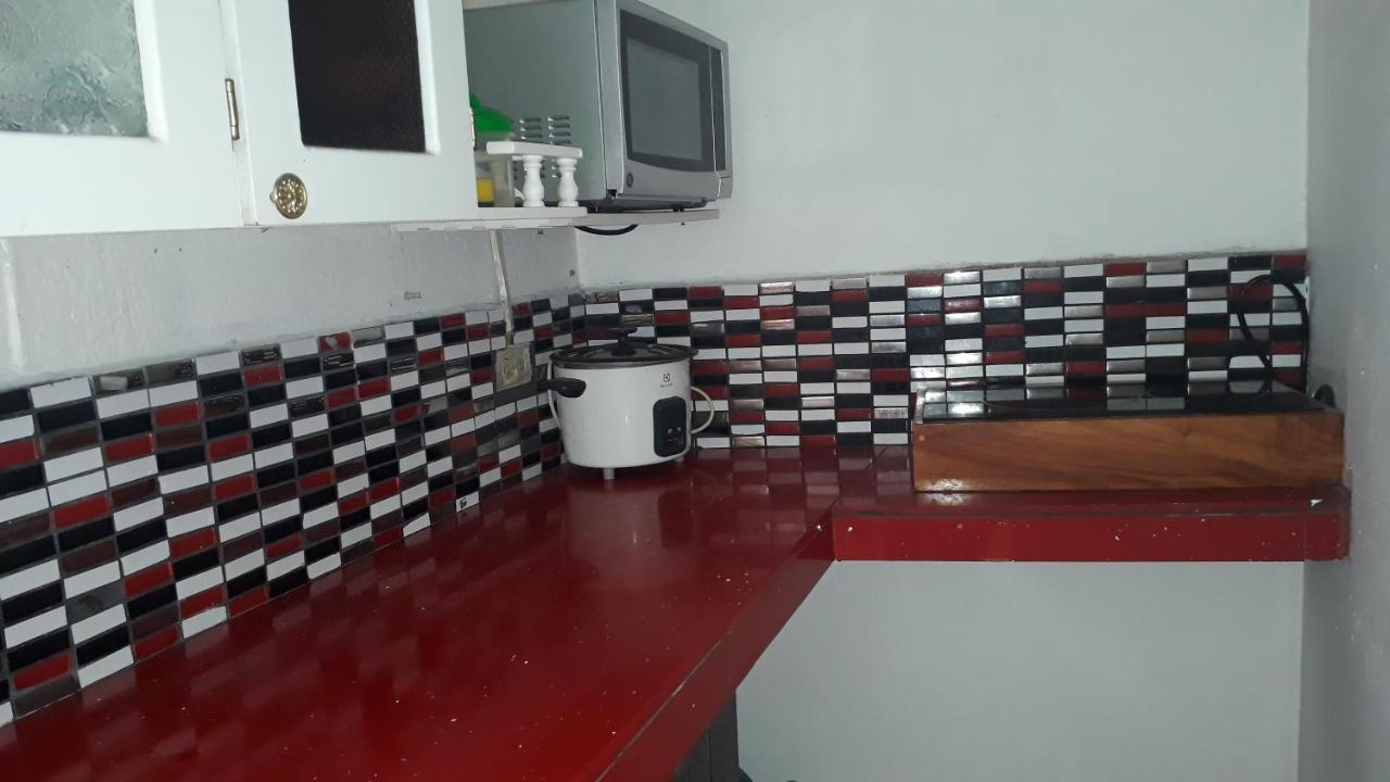 Hostal Marysol 푸에르토아요라 외부 사진