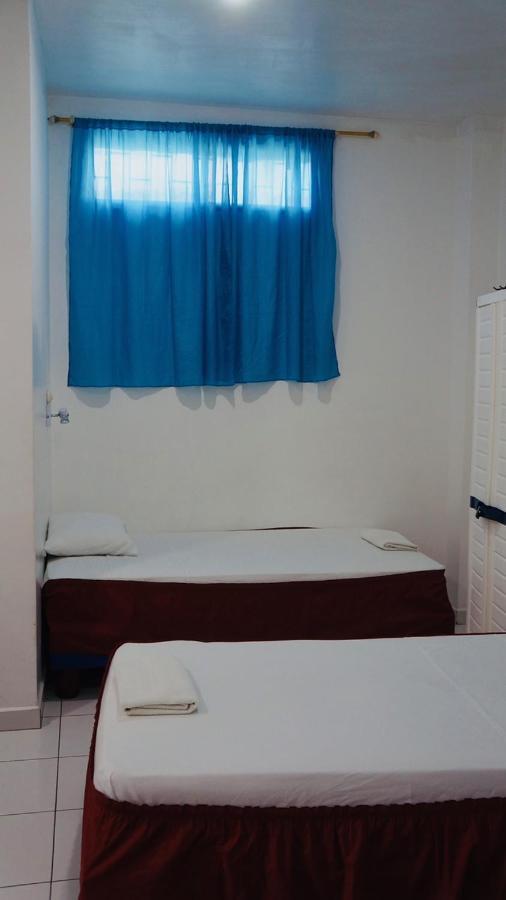 Hostal Marysol 푸에르토아요라 외부 사진
